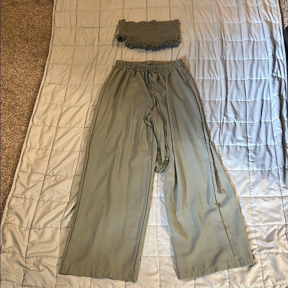 Green Two-Piece Set